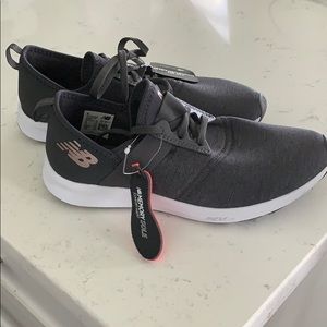 New Balance Nergize Size 9 Run Small (8.5)